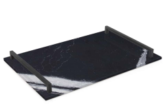 Black marble & bold white veins