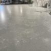Encimera cuarzo visto de cerca Silestone Poblenou suede