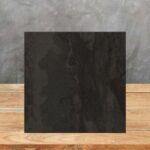 Muestra de porcelánico Dekton Radium