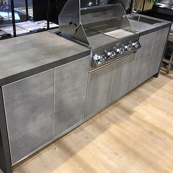 encimera muestra Laminam Pietra Di Savoia Antracite barbacoa