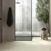 Dekton Sasea paredes en la ducha
