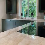 Encimera de porcelánico con fregadero y vitrocerámica Dekton Arga