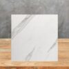 Muestra de porcelánico Dekton Olimpo