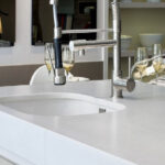 Encimera de cuarzo 2cm Silestone White Storm