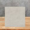 Muestra de porcelánico Dekton Argentium