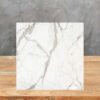 Muestra de porcelánico Dekton Daze