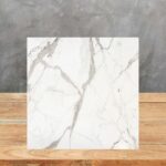 Muestra de porcelánico Dekton Daze