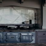 pared de cocina con mármol Calacatta