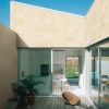 pared exterior con Arenisca Niwala Yellow