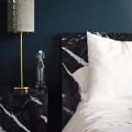 encimera y pared de mármol Negro Canfranc