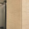 pared de oficina revestida con arenisca Niwala Yellow