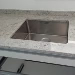 encimera de granito Sensa Colonial White 3 cm