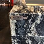 granito Sensa Indian Black visto de cerca