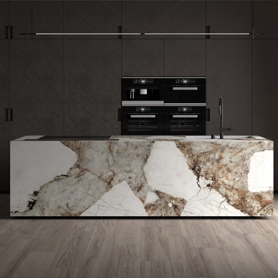 una cocina con isla en Ascale Patagonia Gold