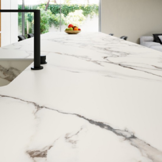 encimera Coverlam Calacata Vaglie