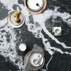 primer plano de una encimera de cocina Sapienstone Grand Antique 4D