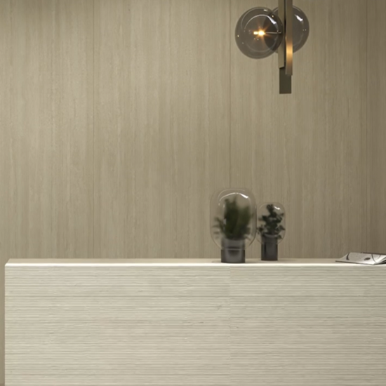 revestimiento pared Laminam Travertino Noce