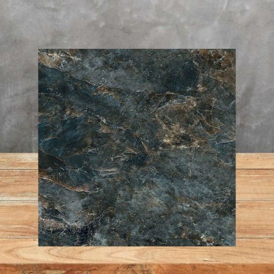 muestra Ascale Labradorite Royal Blue