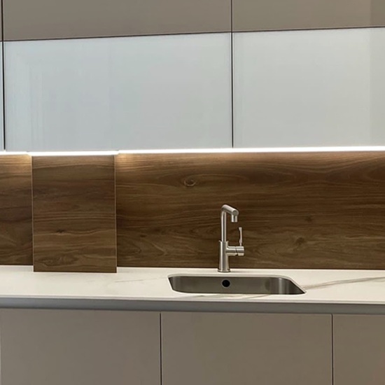 salpicadero cocina Laminam Marron Montseny