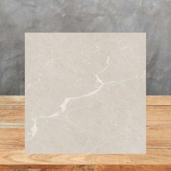 Muestra de encimera Arklam Gris Levante beige con vetas naturales para cocinas en Málaga.