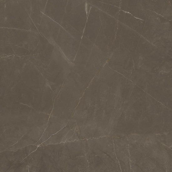 Textura detallada de superficie sinterizada Arklam Pulpis Natural Silk marrón para encimeras en Málaga.