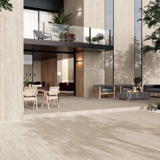 Fachada exterior revestida con Arklam Nativa Beige Natural 12 mm para edificios en Málaga.