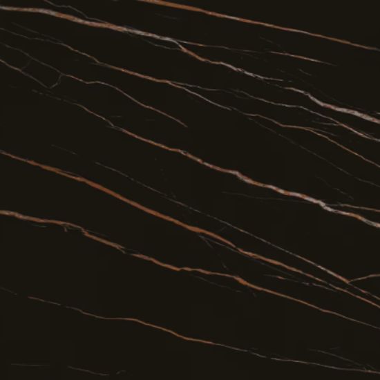 Textura detallada de Blaker Luxury Black negra con vetas doradas en patrón marmóreo intenso.