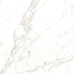 Textura detallada de Blaker Calacatta Sun blanca con vetas doradas en patrón marmóreo intenso.