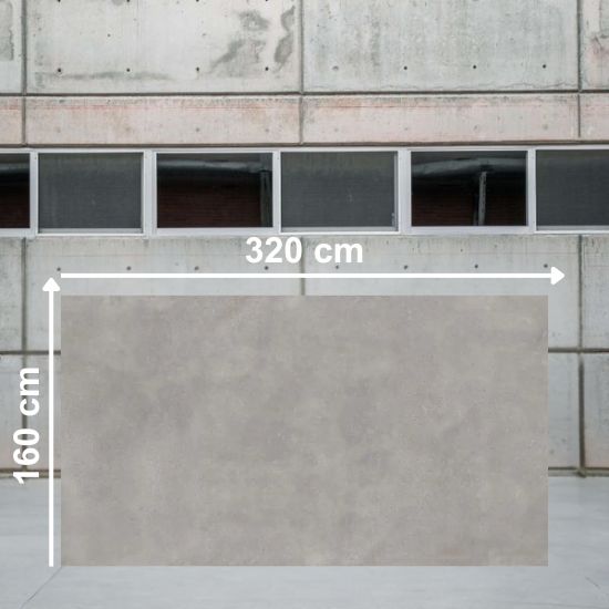 Texto Alternativo Losa grande de Venux Bellissima Grigio 320x160 cm gris veteado en almacén industrial.