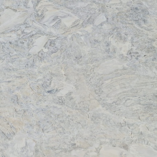 Textura detallada de Cuarcita Dolce Vita, cuarcita natural con vetas suaves blanco gris y beige