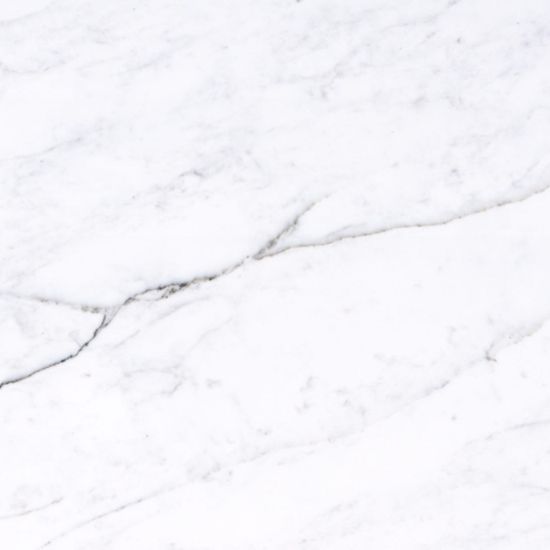 Cuarzo Cortese Levantina Quartz blanco con vetas grises sutiles textura macro