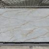 Placa grande de Ascale Foresta Blue con vetas doradas